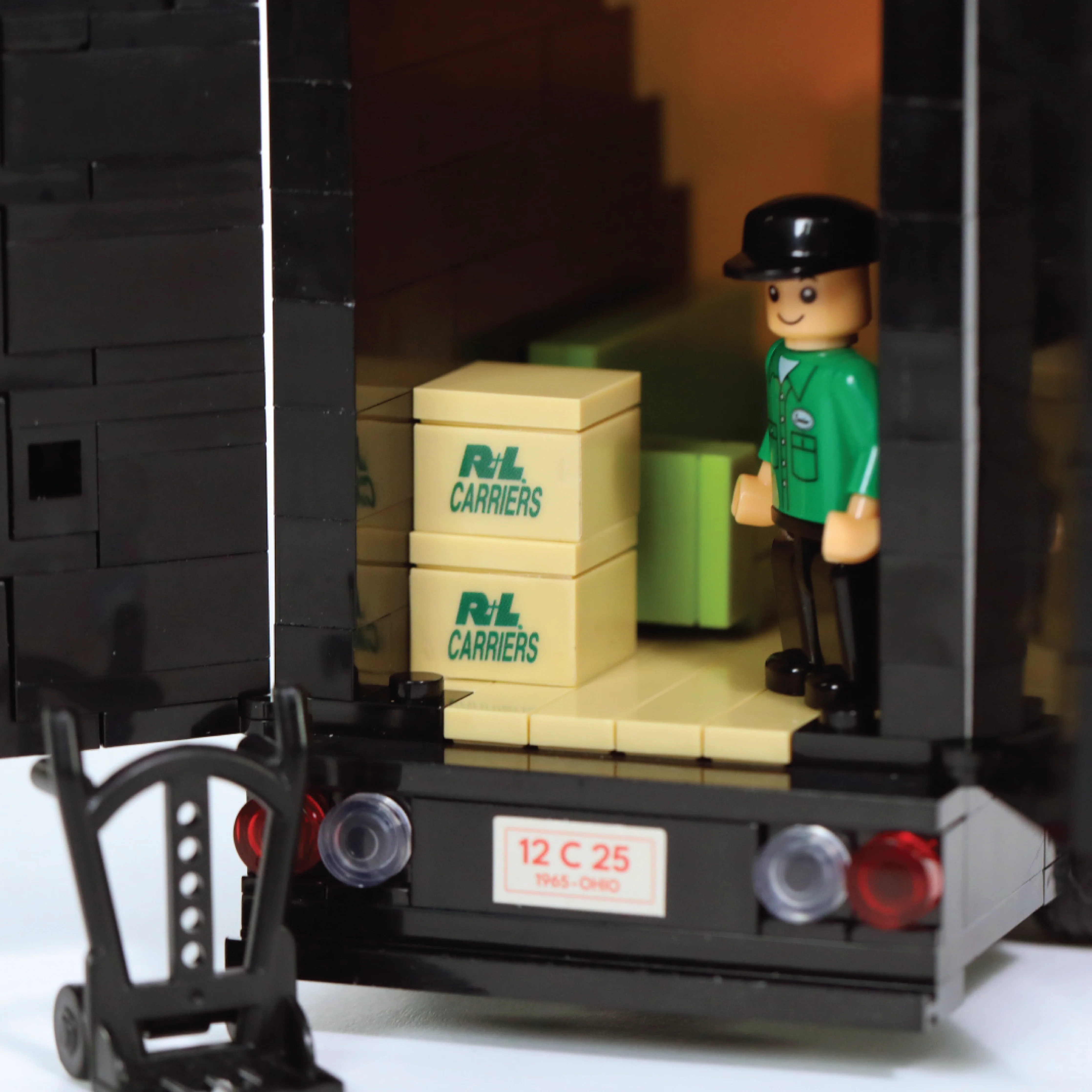60th Anniversary - 1965 GMC Building Block Set - Image 8
