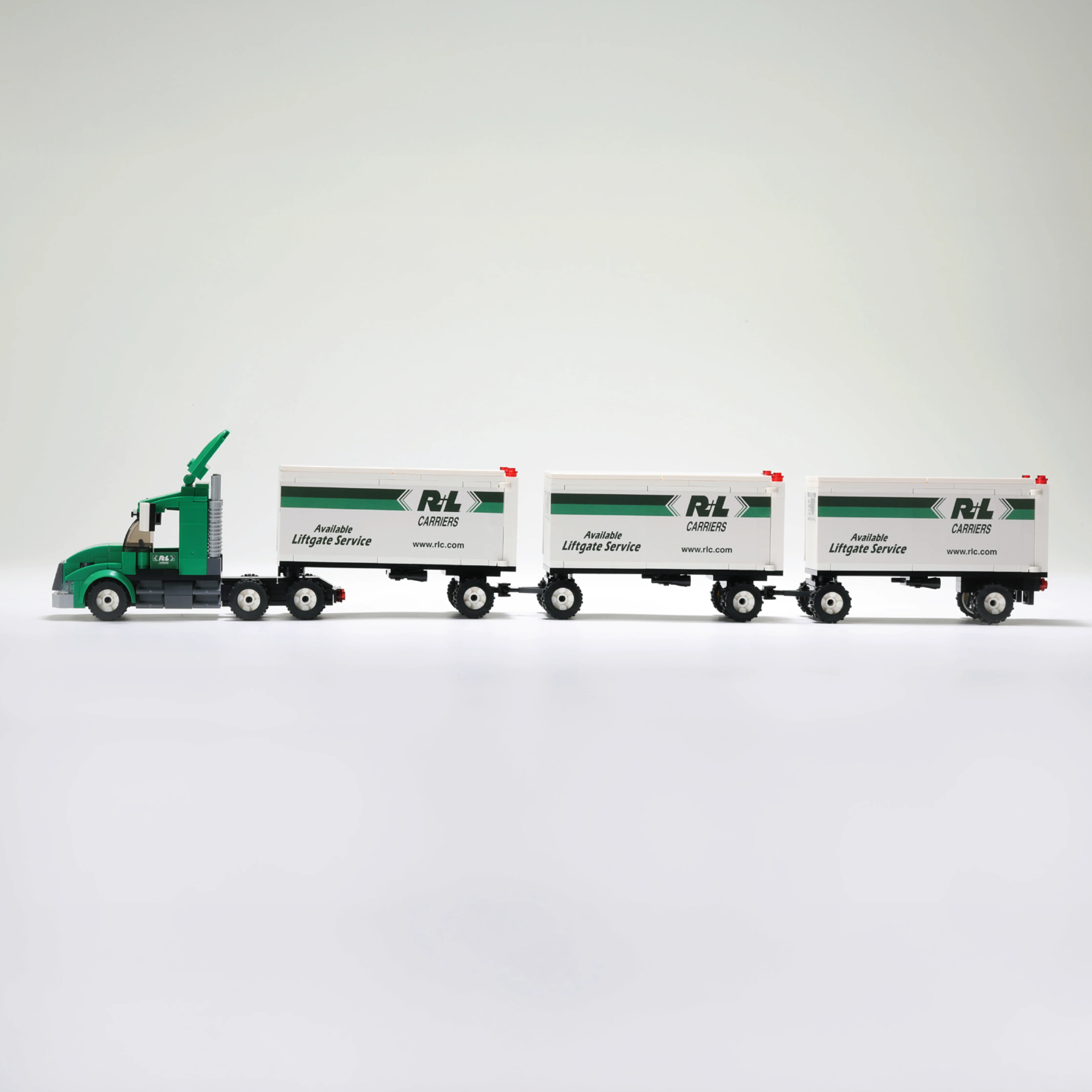 Triple Pup Truck Building Blocks Set - Image 11