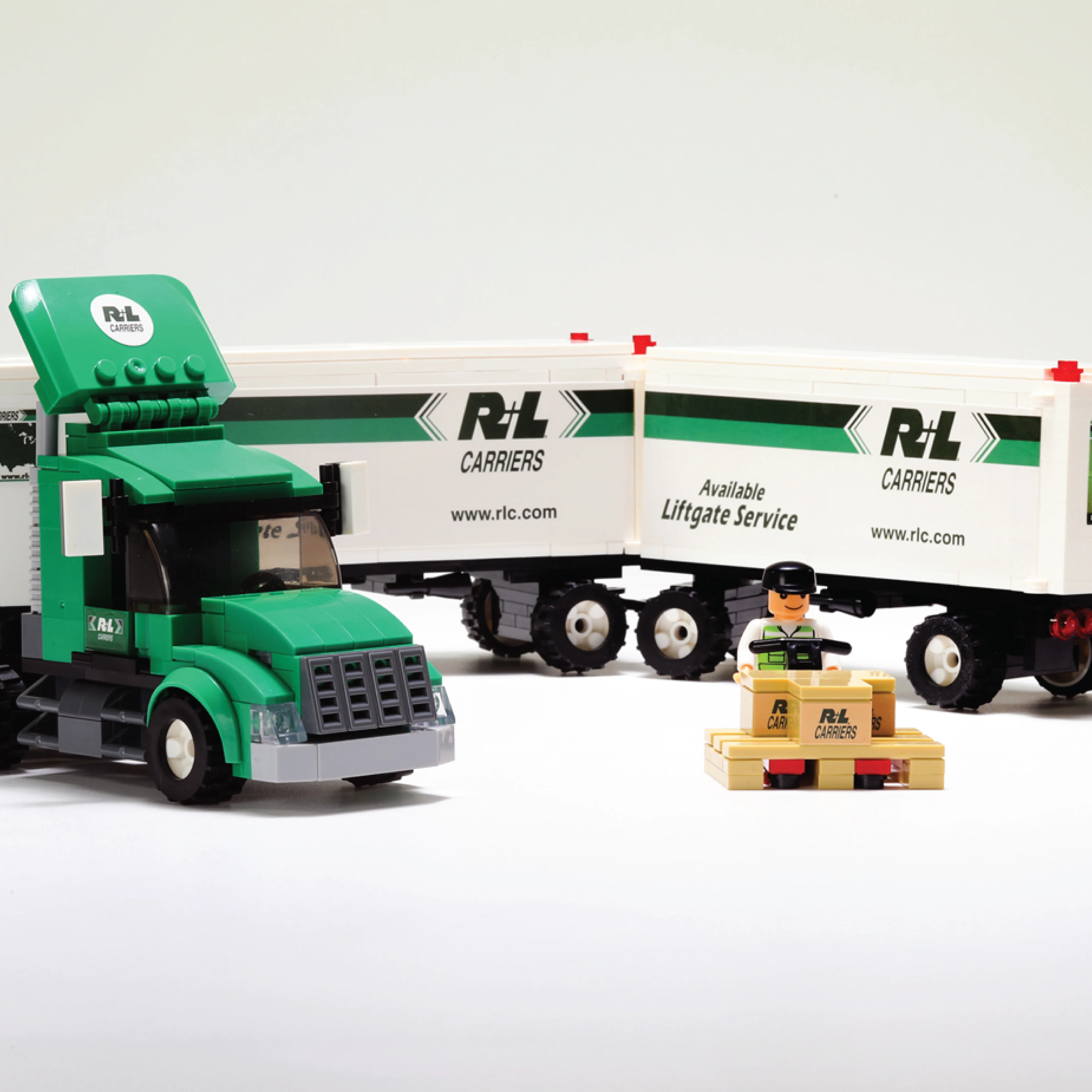 Triple Pup Truck Building Blocks Set - Image 3